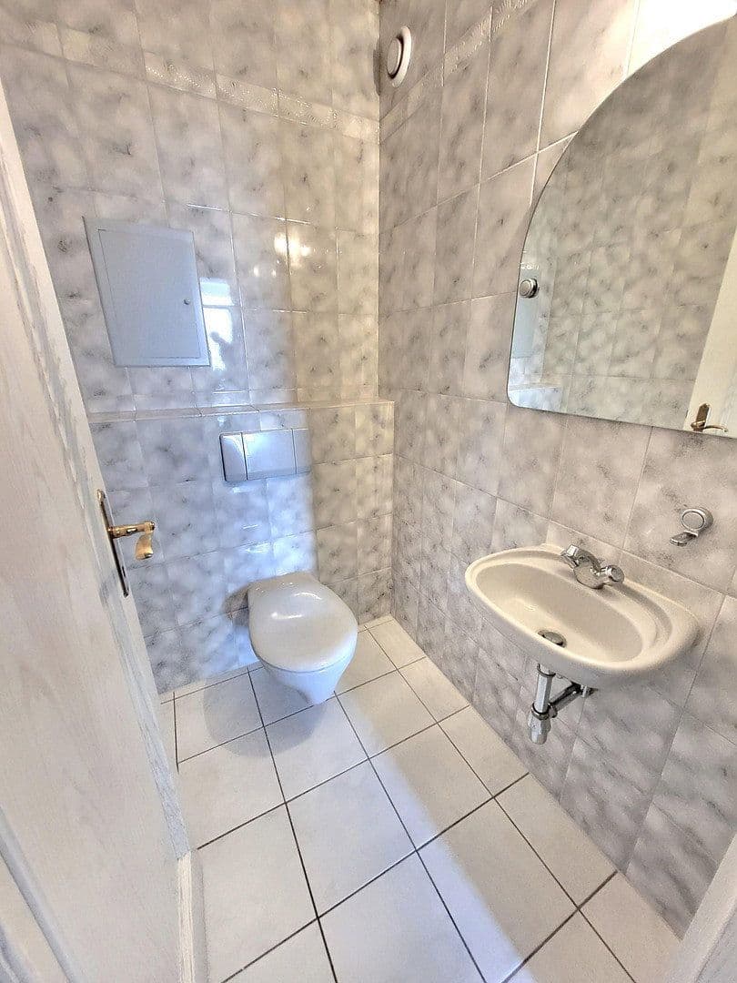 Prodej bytu 3+1 81 m², Elektrastr. 15, München, Bavorsko Prodej bytu 3+1 81 m², Elektrastr. 15, München, Bavorsko