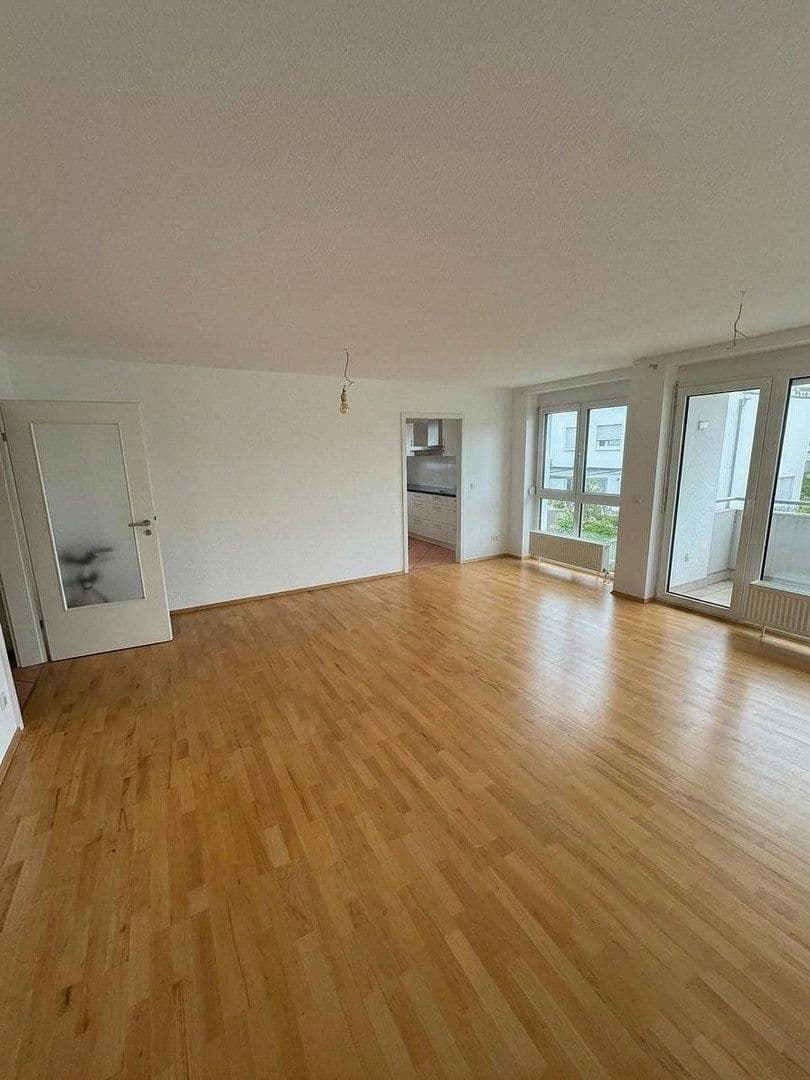 Prodej bytu 4+1 108 m², Am Anker 12, Edingen-Neckarhausen, Bádensko-Württembersko Prodej bytu 4+1 108 m², Am Anker 12, Edingen-Neckarhausen, Bádensko-Württembersko