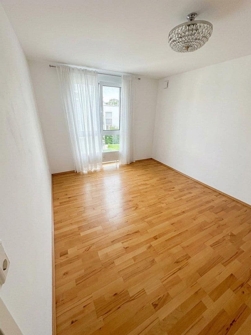 Prodej bytu 4+1 108 m², Am Anker 12, Edingen-Neckarhausen, Bádensko-Württembersko Prodej bytu 4+1 108 m², Am Anker 12, Edingen-Neckarhausen, Bádensko-Württembersko