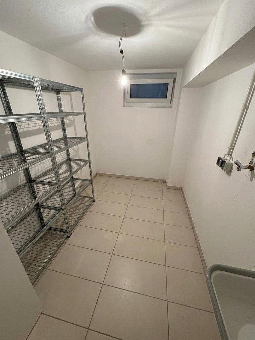 Prodej bytu 4+1 108 m², Am Anker 12, Edingen-Neckarhausen, Bádensko-Württembersko Prodej bytu 4+1 108 m², Am Anker 12, Edingen-Neckarhausen, Bádensko-Württembersko