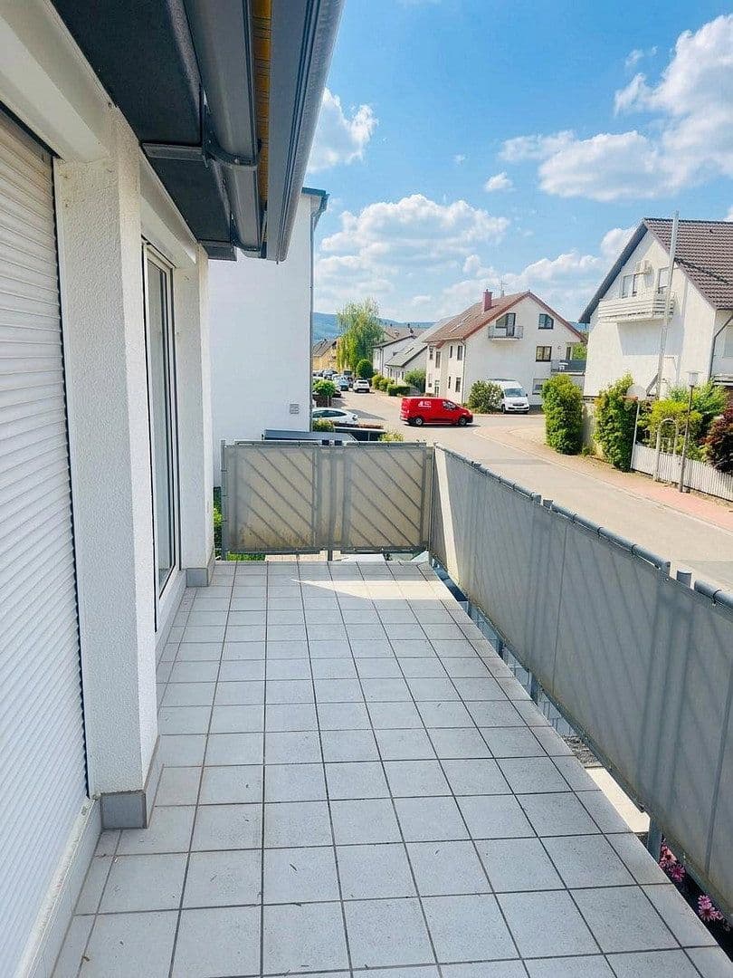 Prodej bytu 4+1 108 m², Am Anker 12, Edingen-Neckarhausen, Bádensko-Württembersko Prodej bytu 4+1 108 m², Am Anker 12, Edingen-Neckarhausen, Bádensko-Württembersko