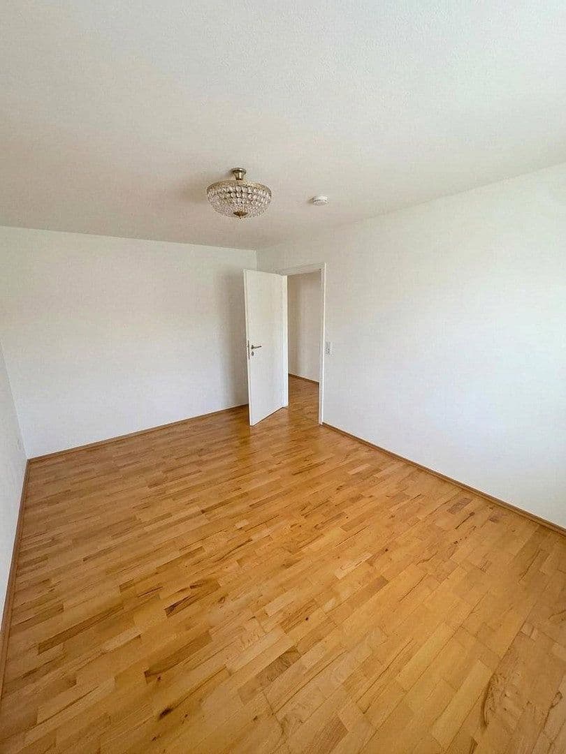 Prodej bytu 4+1 108 m², Am Anker 12, Edingen-Neckarhausen, Bádensko-Württembersko Prodej bytu 4+1 108 m², Am Anker 12, Edingen-Neckarhausen, Bádensko-Württembersko