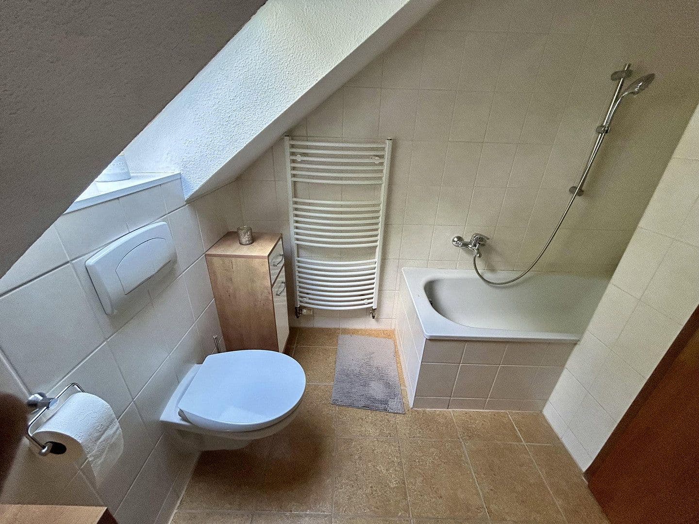 Prodej domu 158 m², pozemek 648 m², Berlin, Berlín Prodej domu 158 m², pozemek 648 m², Berlin, Berlín