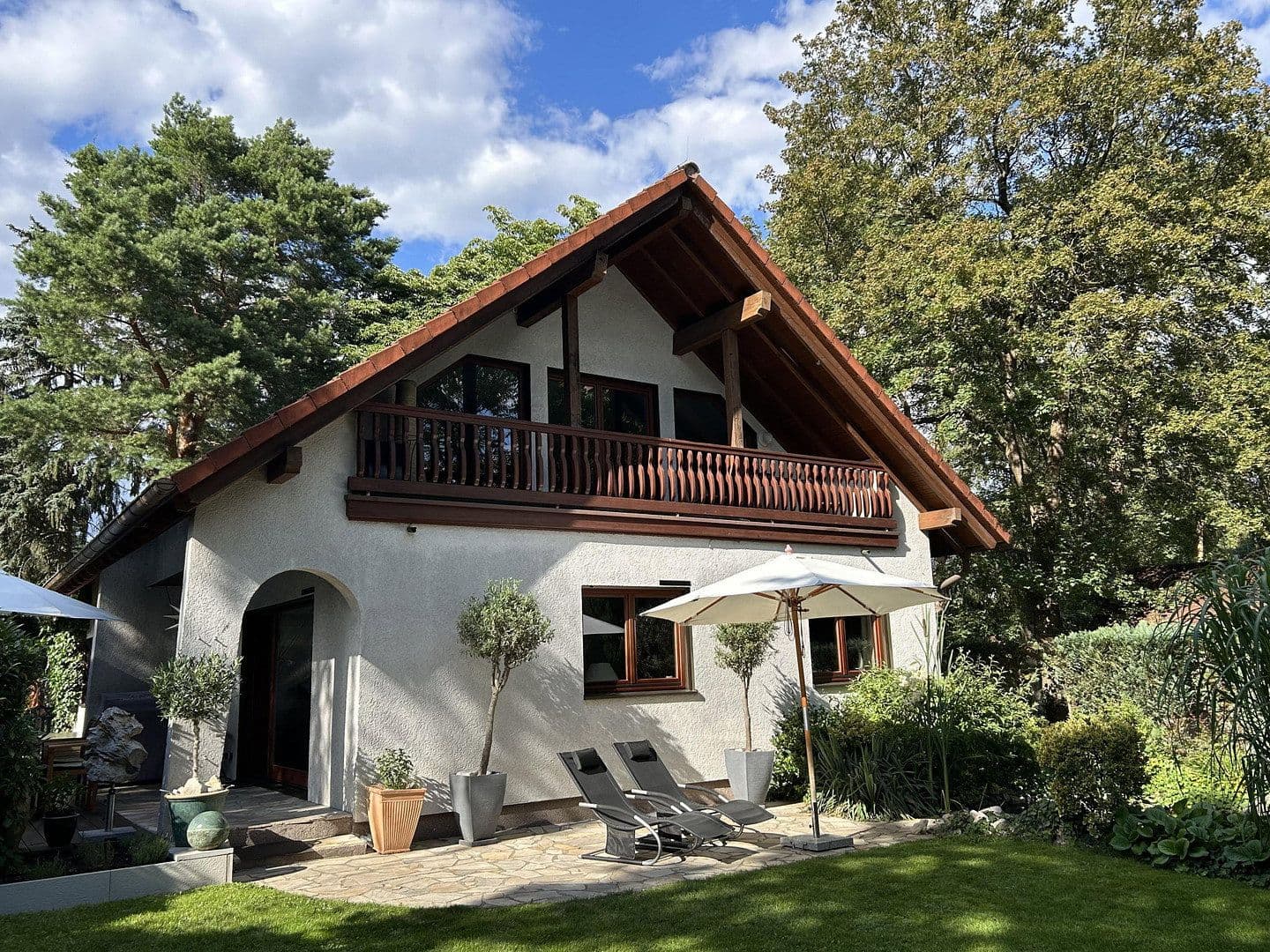 Prodej domu 158 m², pozemek 648 m², Berlin, Berlín Prodej domu 158 m², pozemek 648 m², Berlin, Berlín