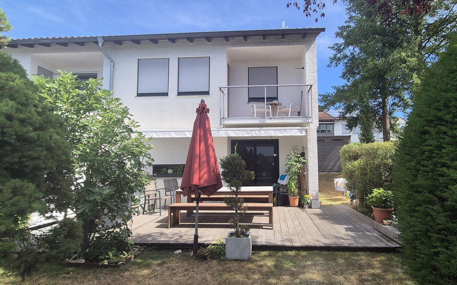 Prodej domu 113 m², pozemek 338 m², Leonberg, Bádensko-Württembersko Prodej domu 113 m², pozemek 338 m², Leonberg, Bádensko-Württembersko