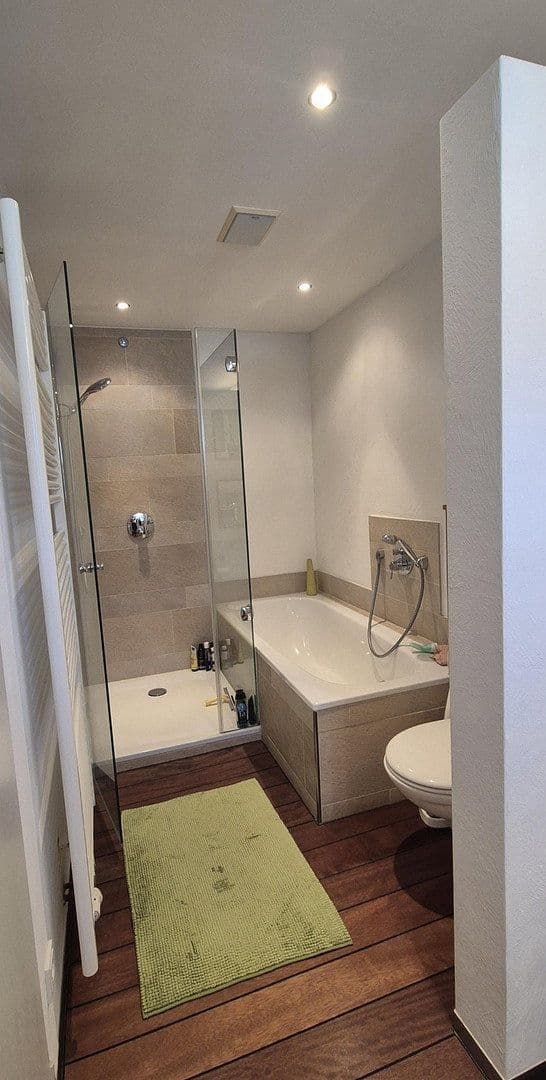 Prodej domu 113 m², pozemek 338 m², Leonberg, Bádensko-Württembersko Prodej domu 113 m², pozemek 338 m², Leonberg, Bádensko-Württembersko