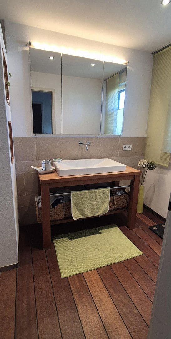 Prodej domu 113 m², pozemek 338 m², Leonberg, Bádensko-Württembersko Prodej domu 113 m², pozemek 338 m², Leonberg, Bádensko-Württembersko