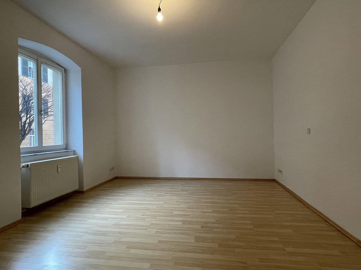 Prodej bytu 3+1 76 m², Weimar, Durynsko Prodej bytu 3+1 76 m², Weimar, Durynsko