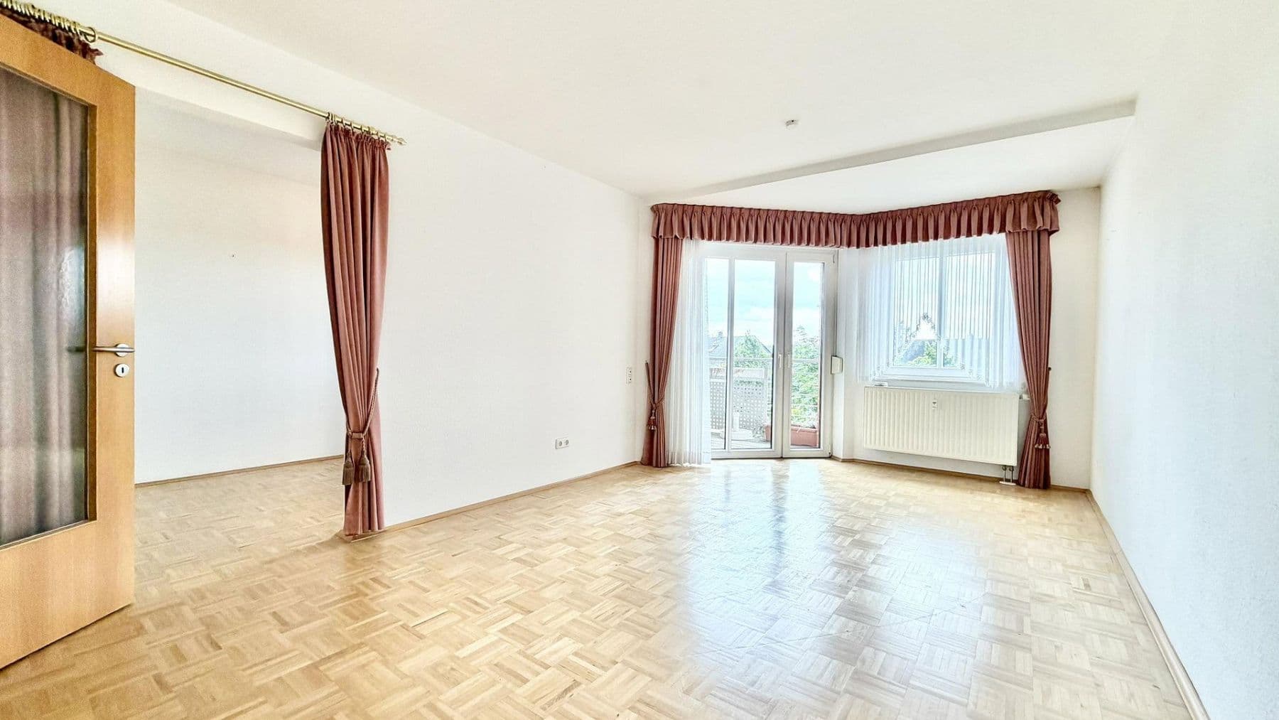 Pronájem bytu 2+1 56 m², Kurt-Schumacher-Str. 154, Dinslaken, Severní Porýní-Vestfálsko Pronájem bytu 2+1 56 m², Kurt-Schumacher-Str. 154, Dinslaken, Severní Porýní-Vestfálsko