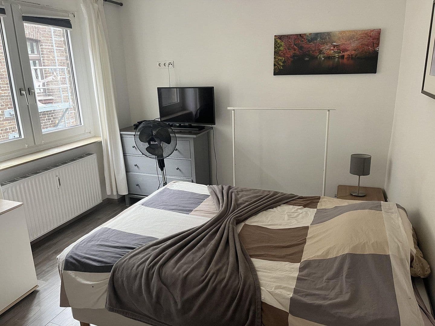 Pronájem bytu 1+1 36 m², Köln, Severní Porýní-Vestfálsko Pronájem bytu 1+1 36 m², Köln, Severní Porýní-Vestfálsko
