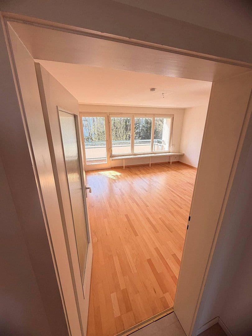 Prodej domu 210 m², pozemek 476 m², Stuttgart, Bádensko-Württembersko Prodej domu 210 m², pozemek 476 m², Stuttgart, Bádensko-Württembersko