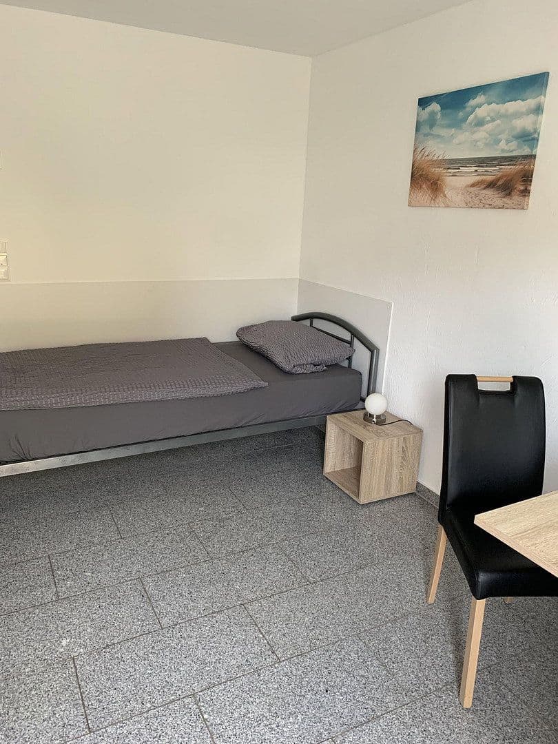Pronájem bytu 1+1 19 m², Hürth, Severní Porýní-Vestfálsko Pronájem bytu 1+1 19 m², Hürth, Severní Porýní-Vestfálsko