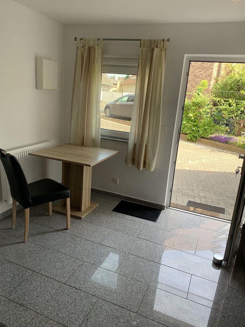 Pronájem bytu 1+1 19 m², Hürth, Severní Porýní-Vestfálsko Pronájem bytu 1+1 19 m², Hürth, Severní Porýní-Vestfálsko