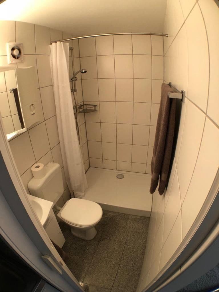 Pronájem bytu 1+1 19 m², Hürth, Severní Porýní-Vestfálsko Pronájem bytu 1+1 19 m², Hürth, Severní Porýní-Vestfálsko