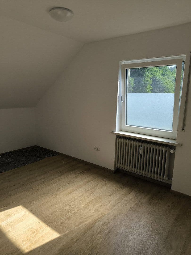 Prodej domu 199 m², pozemek 947 m², Regenstauf, Bavorsko Prodej domu 199 m², pozemek 947 m², Regenstauf, Bavorsko