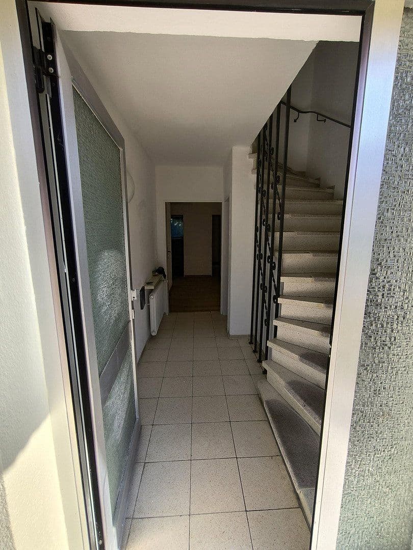 Prodej domu 199 m², pozemek 947 m², Regenstauf, Bavorsko Prodej domu 199 m², pozemek 947 m², Regenstauf, Bavorsko
