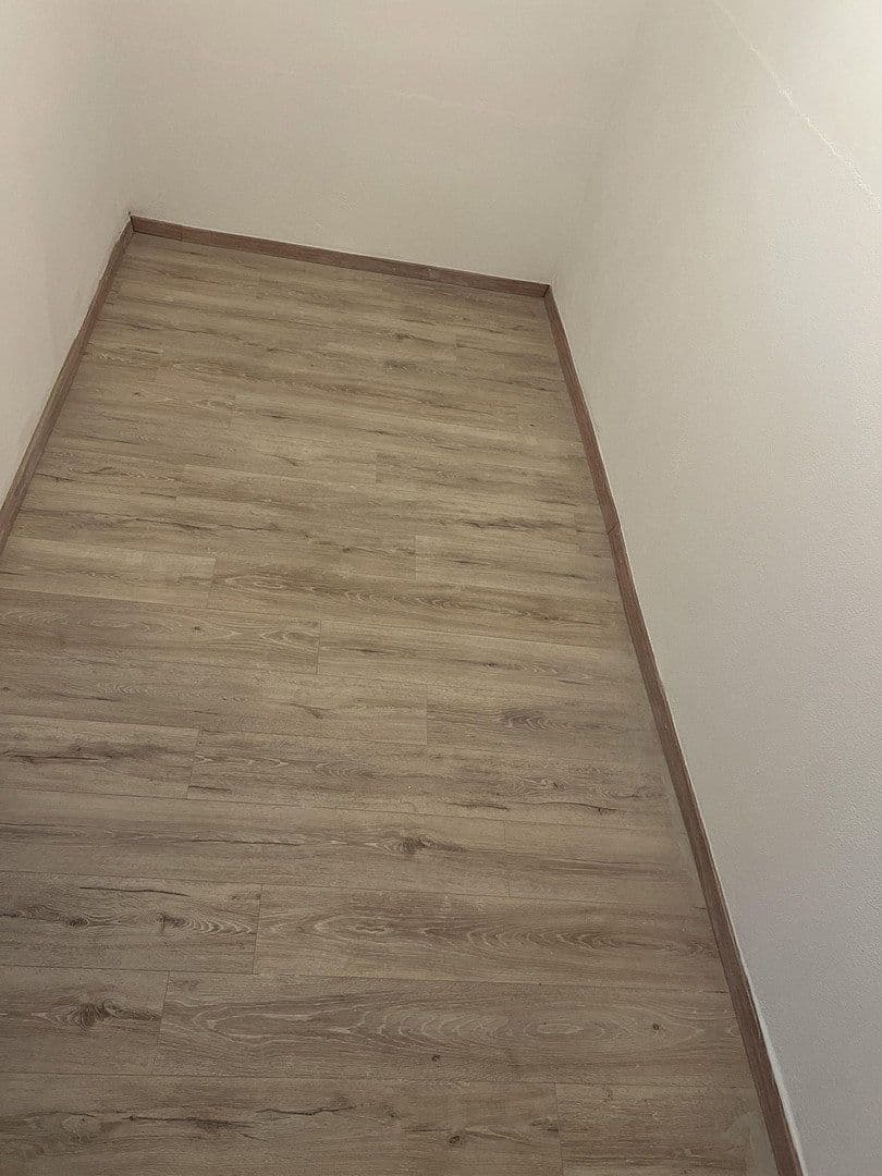 Pronájem domu 120 m², pozemek 360 m², Erzhausen, Hessen Pronájem domu 120 m², pozemek 360 m², Erzhausen, Hessen