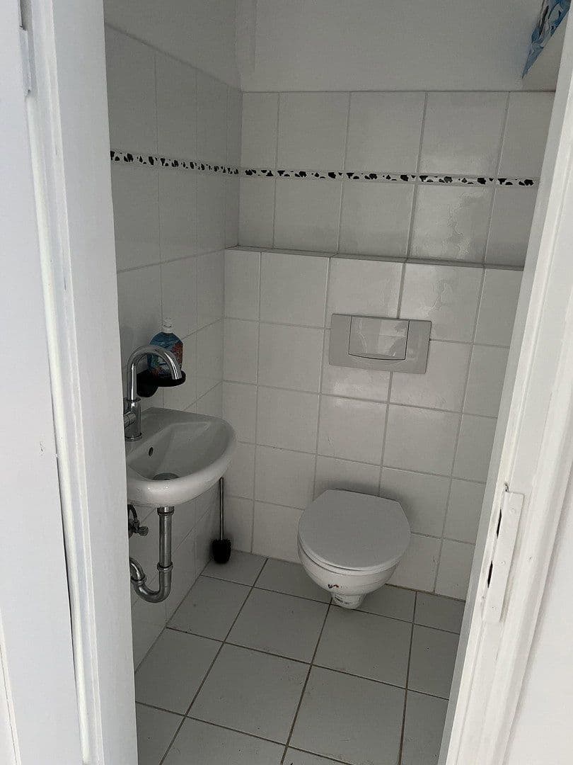 Pronájem domu 120 m², pozemek 360 m², Erzhausen, Hessen Pronájem domu 120 m², pozemek 360 m², Erzhausen, Hessen