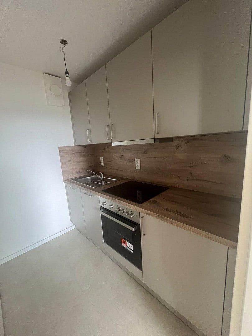 Pronájem bytu 3+1 65 m², Julius-Brecht-Straße 3, Frankfurt am Main, Hessen Pronájem bytu 3+1 65 m², Julius-Brecht-Straße 3, Frankfurt am Main, Hessen