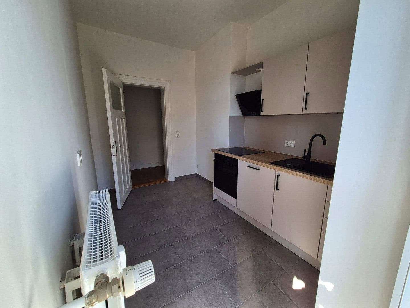 Pronájem bytu 2+1 47 m², Projensdorfer Str. 36, Kiel, Šlesvicko-Holštýnsko Pronájem bytu 2+1 47 m², Projensdorfer Str. 36, Kiel, Šlesvicko-Holštýnsko