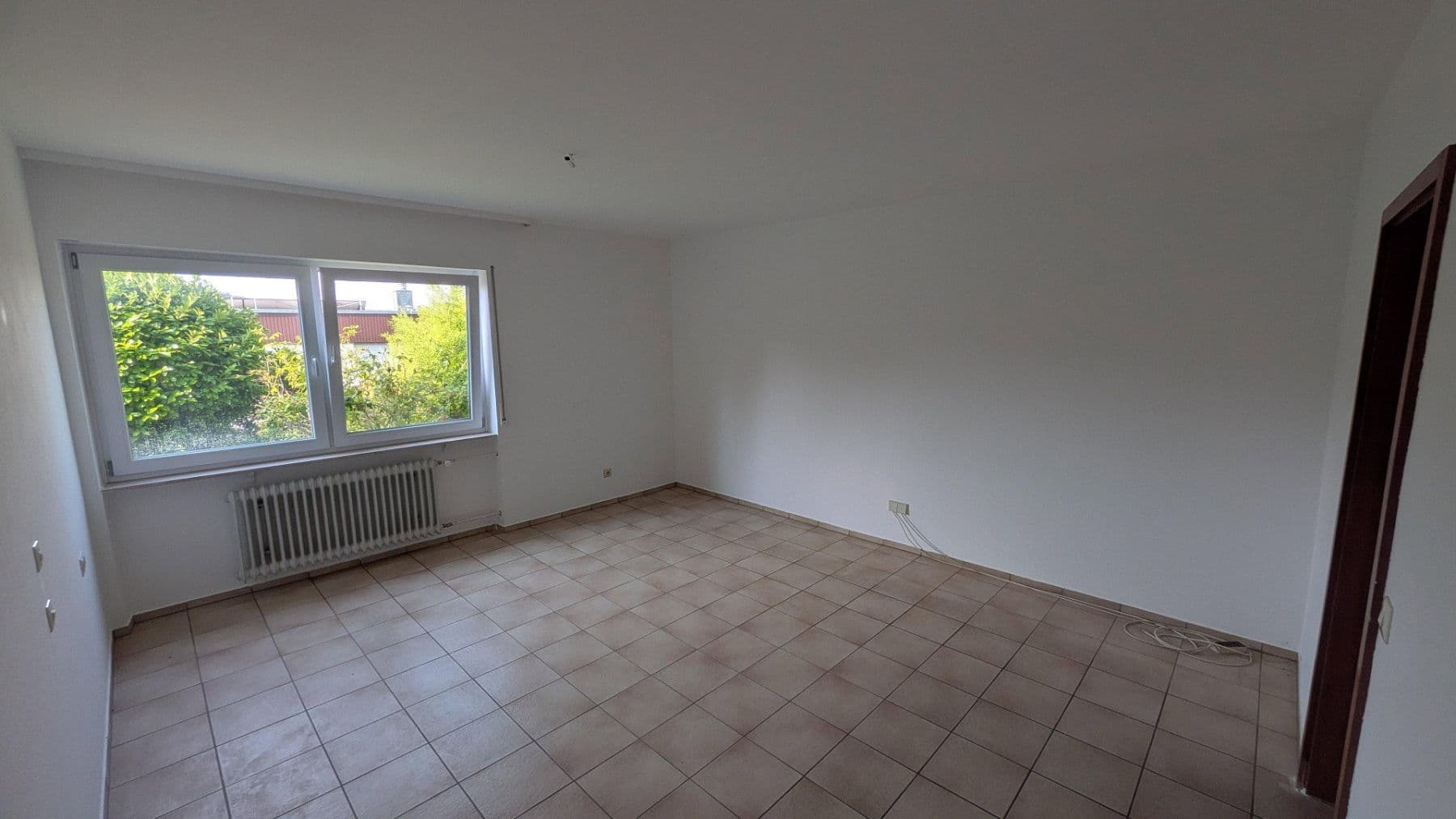 Prodej domu 152 m², pozemek 443 m², Einsteinstraße 78, Leonberg, Bádensko-Württembersko Prodej domu 152 m², pozemek 443 m², Einsteinstraße 78, Leonberg, Bádensko-Württembersko