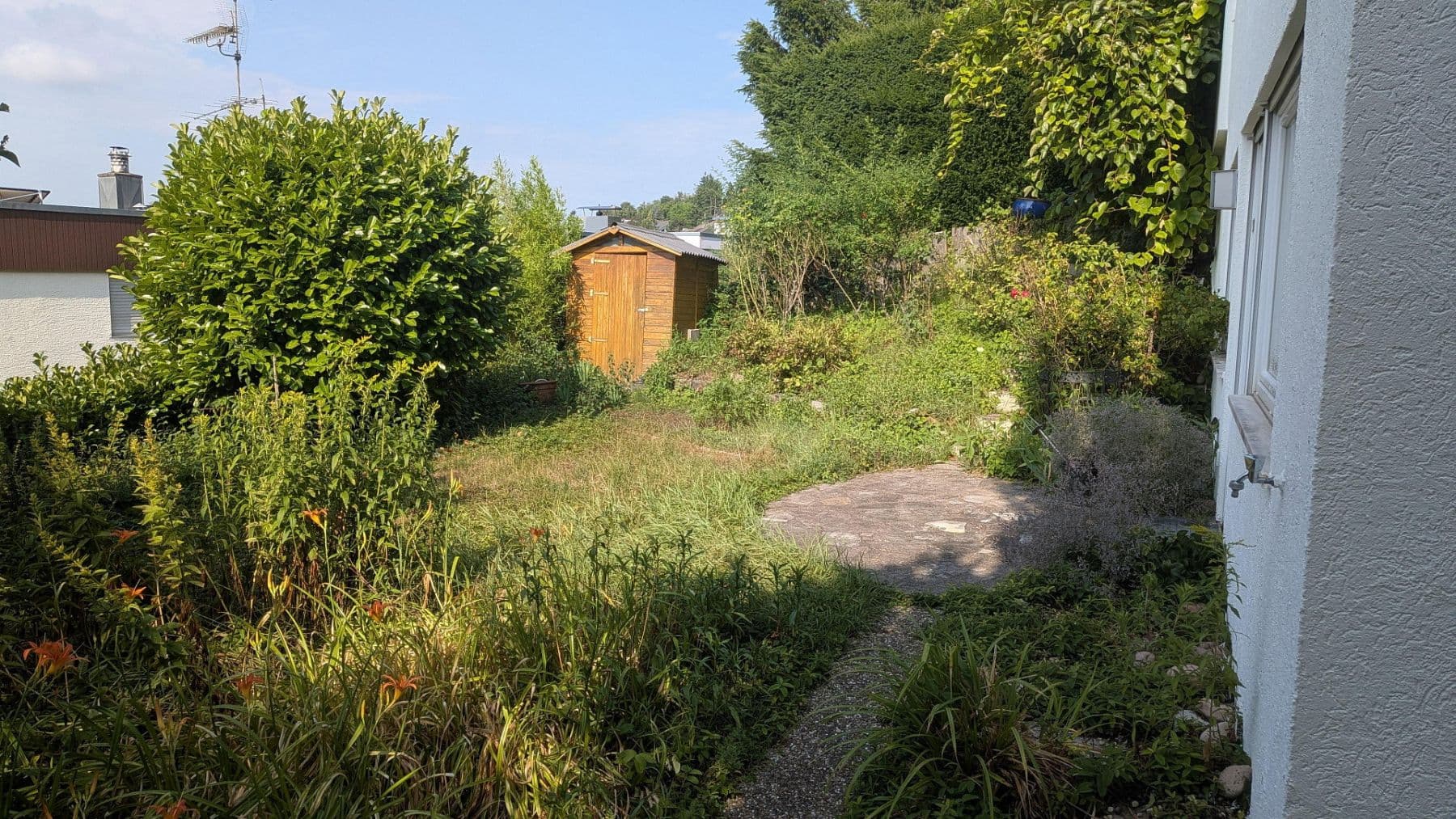 Prodej domu 152 m², pozemek 443 m², Einsteinstraße 78, Leonberg, Bádensko-Württembersko Prodej domu 152 m², pozemek 443 m², Einsteinstraße 78, Leonberg, Bádensko-Württembersko