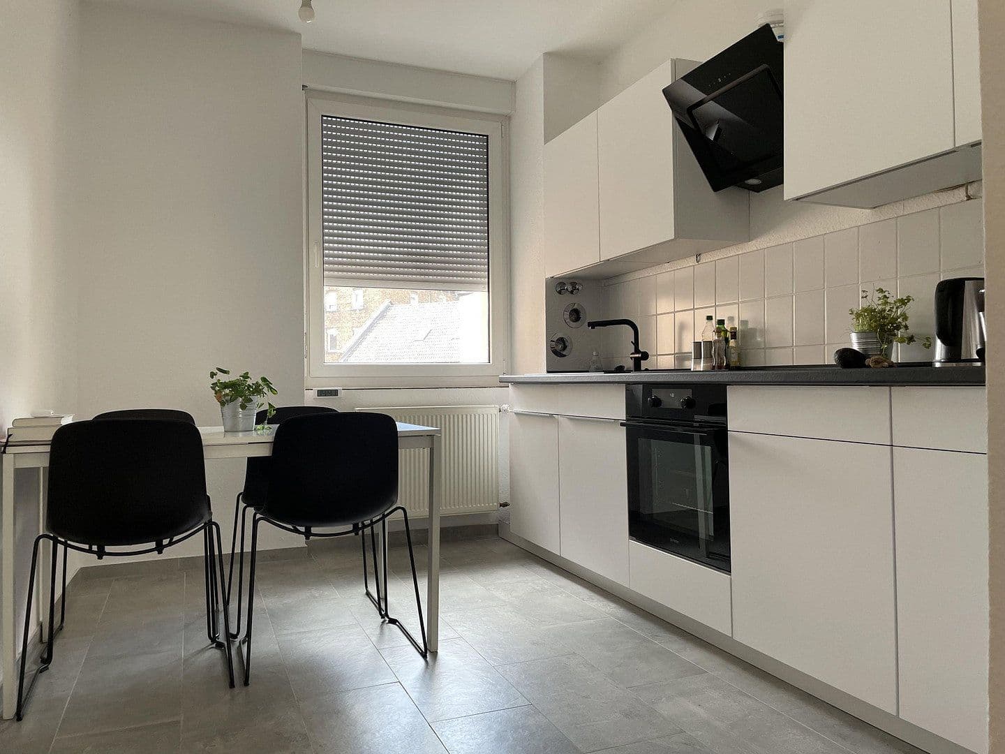 Pronájem bytu 1+1 23 m², Mannheim, Bádensko-Württembersko Pronájem bytu 1+1 23 m², Mannheim, Bádensko-Württembersko