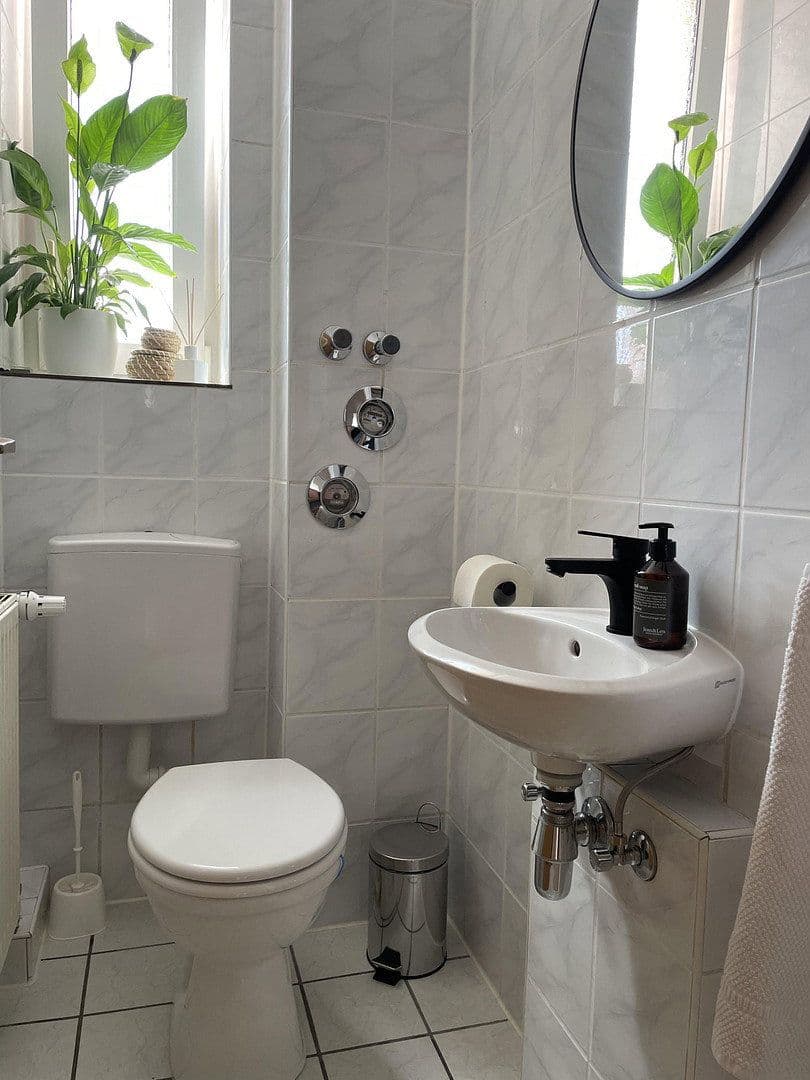 Pronájem bytu 1+1 23 m², Mannheim, Bádensko-Württembersko Pronájem bytu 1+1 23 m², Mannheim, Bádensko-Württembersko