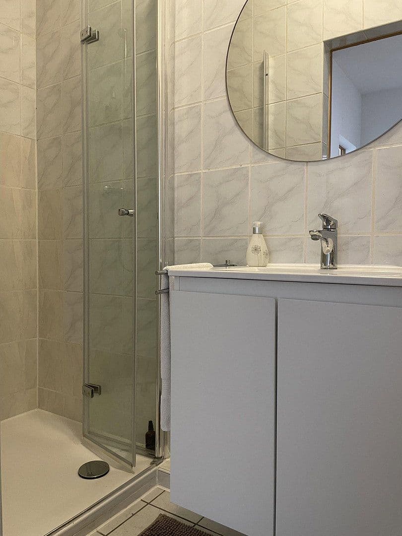Pronájem bytu 1+1 23 m², Mannheim, Bádensko-Württembersko Pronájem bytu 1+1 23 m², Mannheim, Bádensko-Württembersko