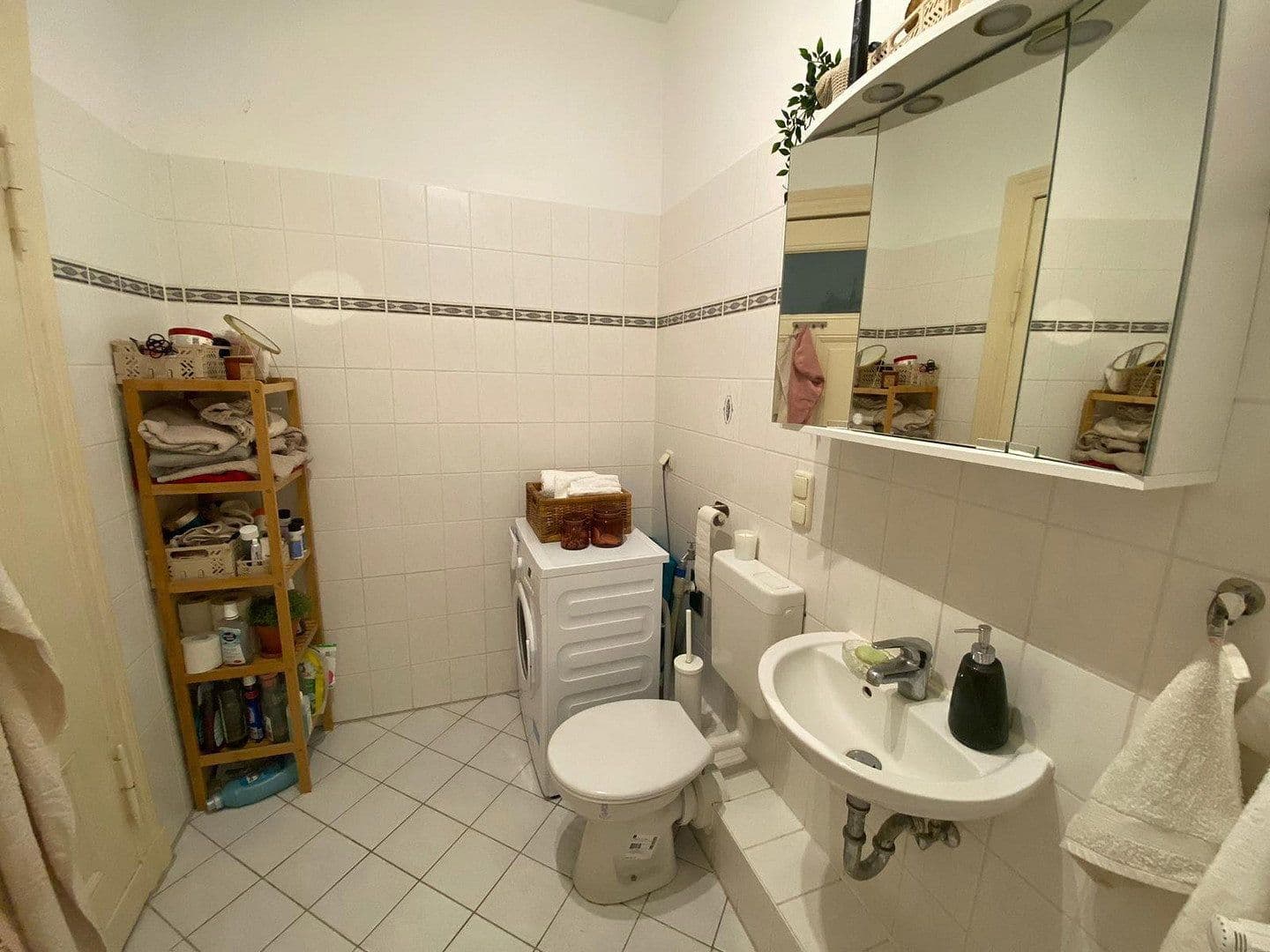 Pronájem bytu 2+1 46 m², Großbeerenstr. 159, Potsdam, Braniborsko Pronájem bytu 2+1 46 m², Großbeerenstr. 159, Potsdam, Braniborsko