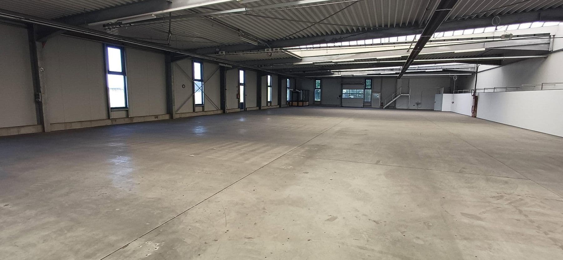 Pronájem nebytového prostoru 13.000 m², Kugelbreite 30, Salzkotten, Severní Porýní-Vestfálsko Pronájem nebytového prostoru 13.000 m², Kugelbreite 30, Salzkotten, Severní Porýní-Vestfálsko
