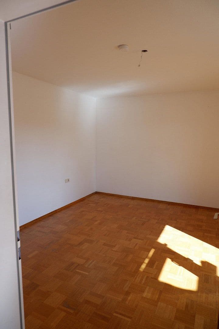 Pronájem bytu 2+1 42 m², Mühlestraße 6, Heidenheim an der Brenz, Bádensko-Württembersko Pronájem bytu 2+1 42 m², Mühlestraße 6, Heidenheim an der Brenz, Bádensko-Württembersko