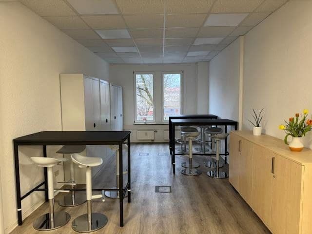 Prodej kanceláře 4.093 m², Dresden, Sasko Prodej kanceláře 4.093 m², Dresden, Sasko
