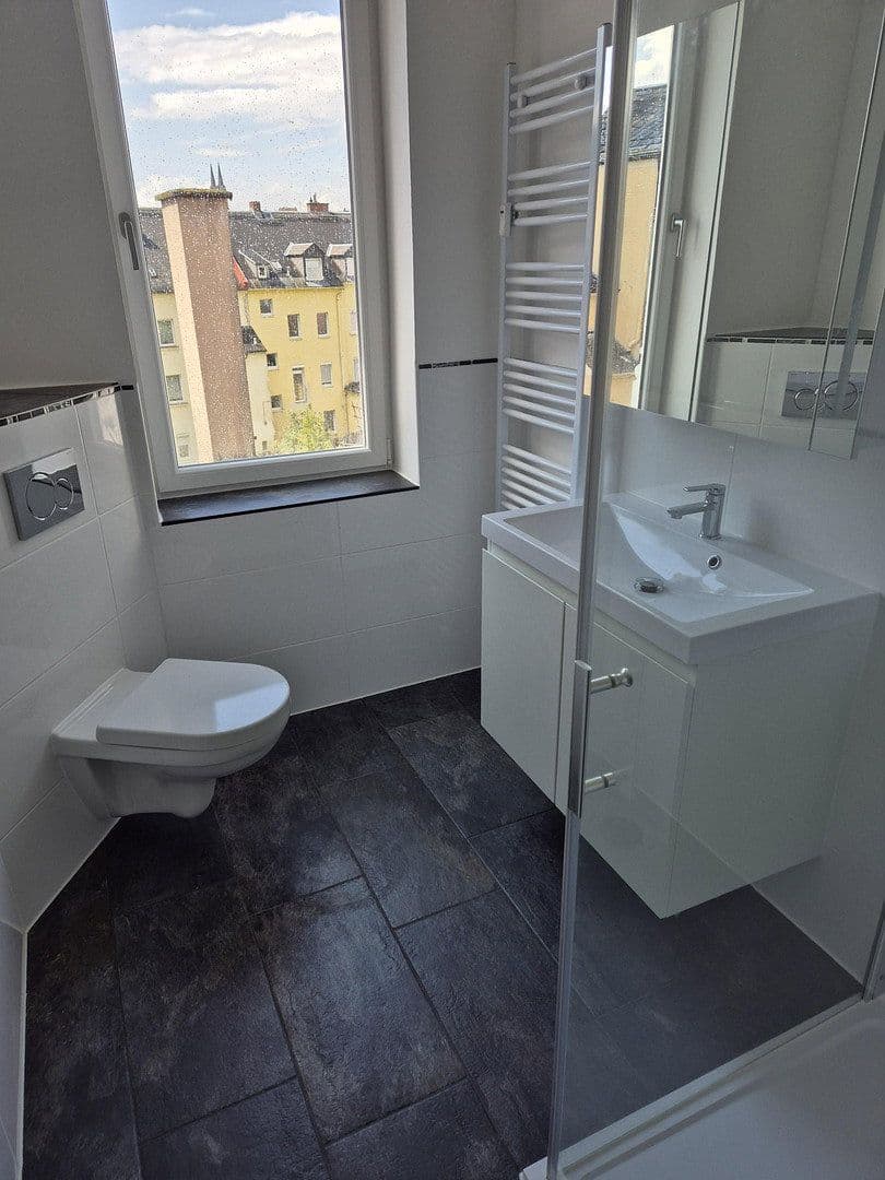 Pronájem bytu 4+1 94 m², Hof, Bavorsko Pronájem bytu 4+1 94 m², Hof, Bavorsko