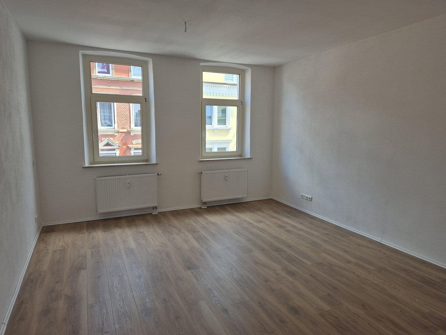 Pronájem bytu 4+1 94 m², Hof, Bavorsko Pronájem bytu 4+1 94 m², Hof, Bavorsko