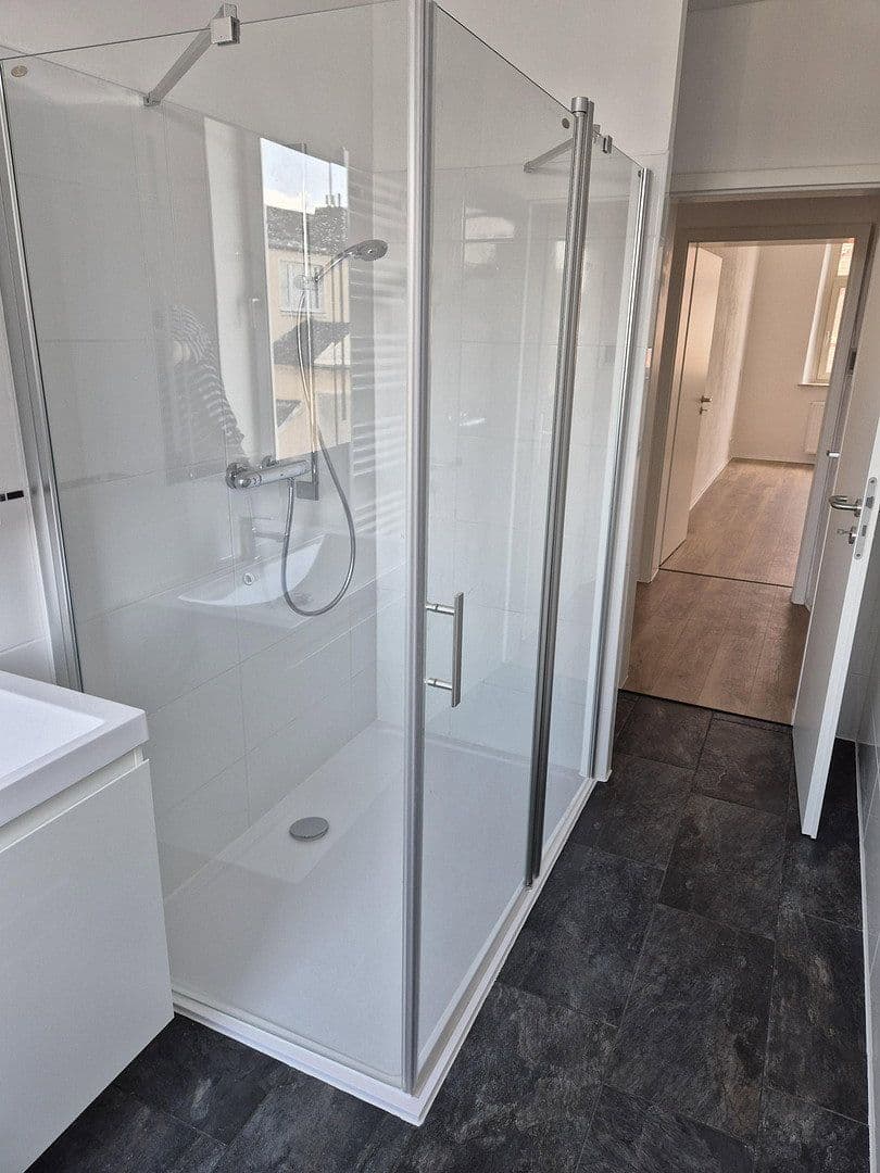 Pronájem bytu 4+1 94 m², Hof, Bavorsko Pronájem bytu 4+1 94 m², Hof, Bavorsko