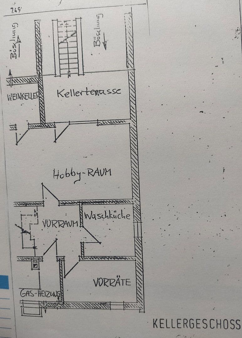 Pronájem domu 250 m², pozemek 300 m², Offenbach-Rumpenheim, Hessen Pronájem domu 250 m², pozemek 300 m², Offenbach-Rumpenheim, Hessen