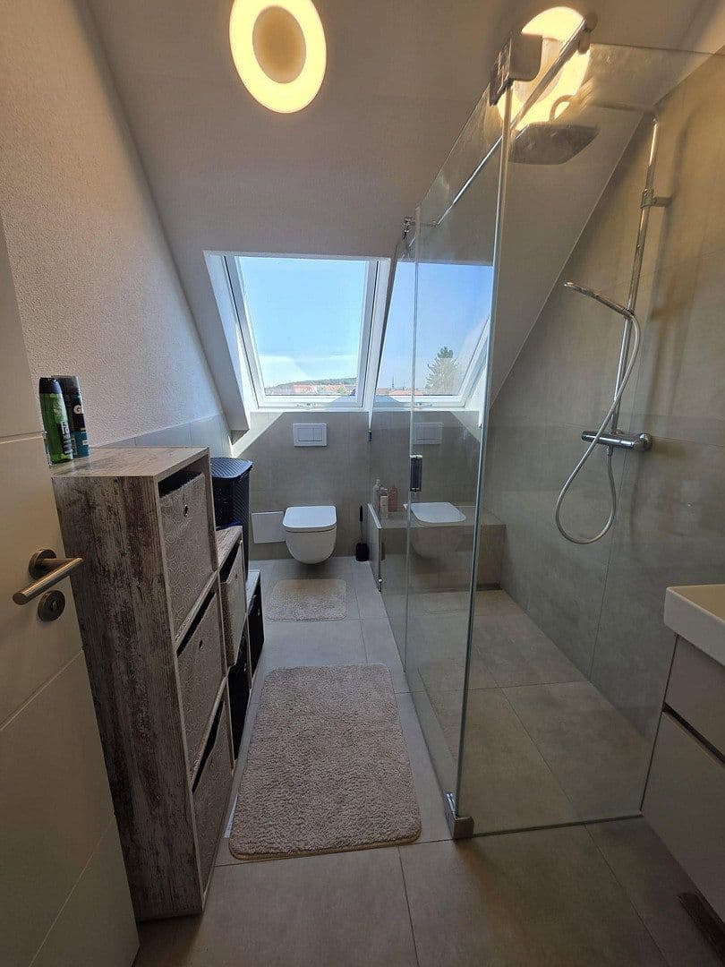 Pronájem bytu 4+kk 110 m², Krähenstraße 7, Fellbach, Bádensko-Württembersko Pronájem bytu 4+kk 110 m², Krähenstraße 7, Fellbach, Bádensko-Württembersko