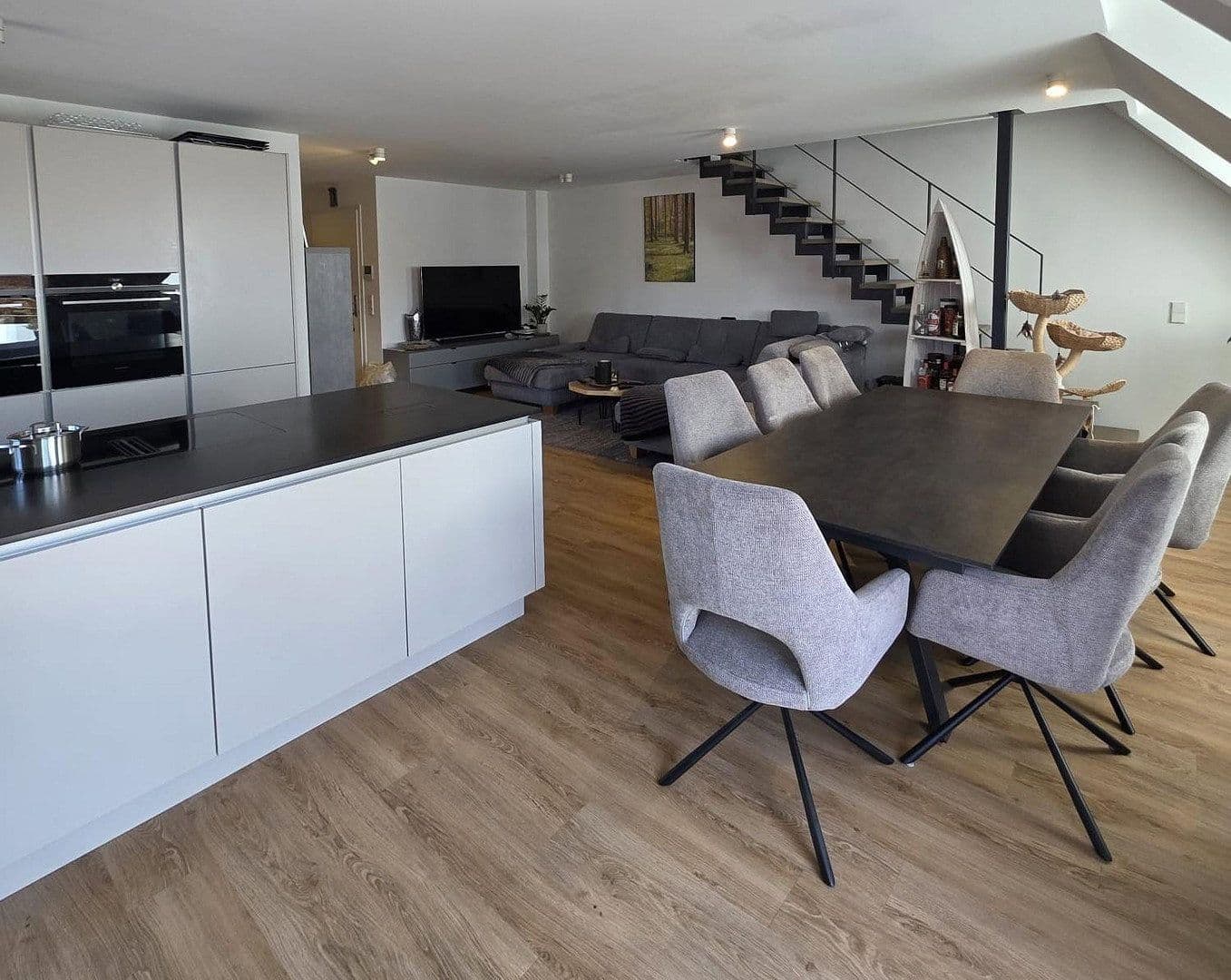 Pronájem bytu 4+kk 110 m², Krähenstraße 7, Fellbach, Bádensko-Württembersko Pronájem bytu 4+kk 110 m², Krähenstraße 7, Fellbach, Bádensko-Württembersko