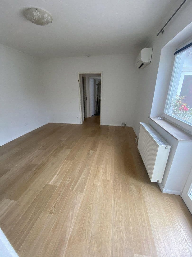 Prodej domu 140 m², pozemek 614 m², Husbargen 10c, Schenefeld, Šlesvicko-Holštýnsko Prodej domu 140 m², pozemek 614 m², Husbargen 10c, Schenefeld, Šlesvicko-Holštýnsko