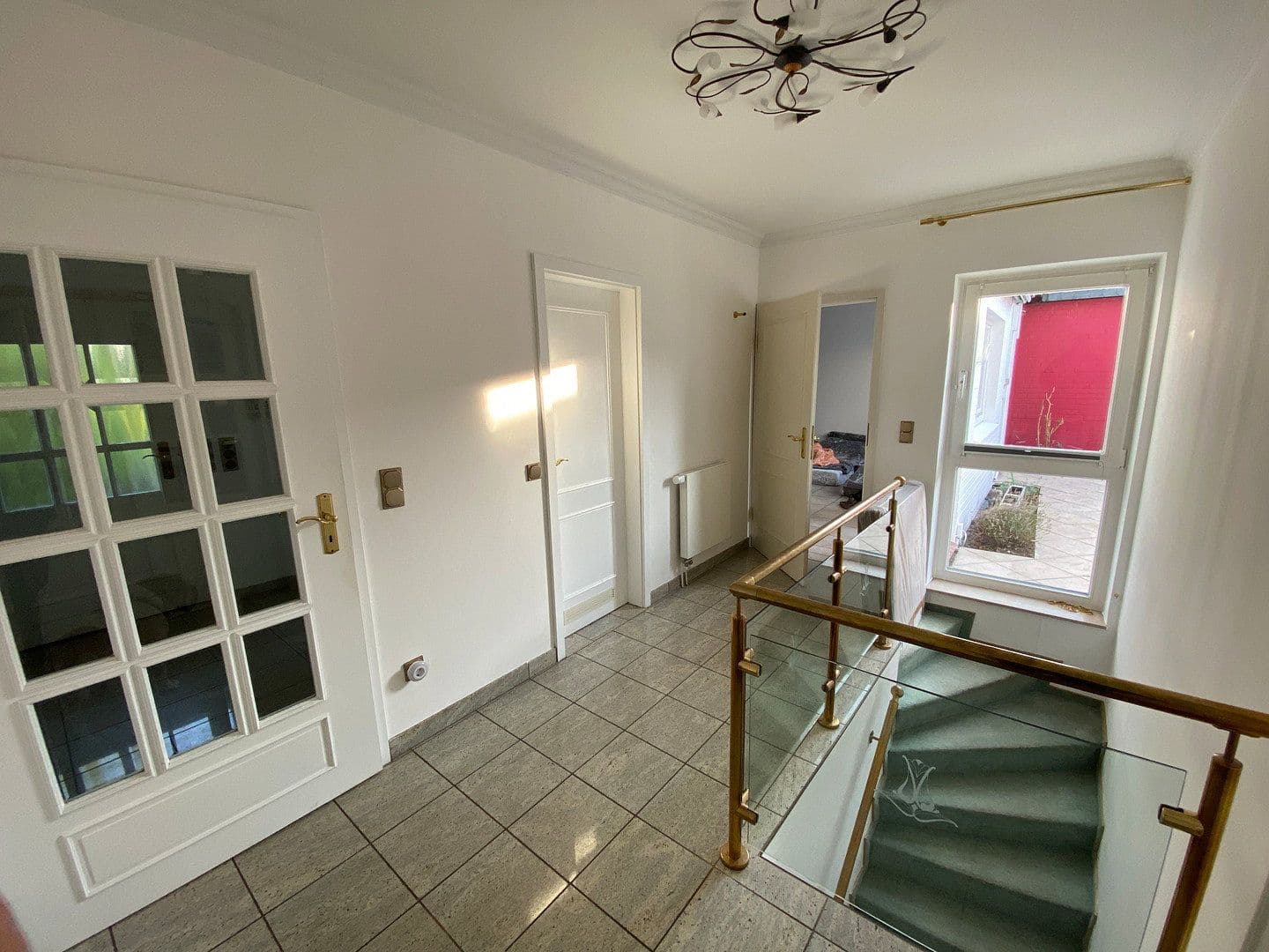 Prodej domu 140 m², pozemek 614 m², Husbargen 10c, Schenefeld, Šlesvicko-Holštýnsko Prodej domu 140 m², pozemek 614 m², Husbargen 10c, Schenefeld, Šlesvicko-Holštýnsko