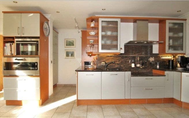 Prodej domu 140 m², pozemek 614 m², Husbargen 10c, Schenefeld, Šlesvicko-Holštýnsko Prodej domu 140 m², pozemek 614 m², Husbargen 10c, Schenefeld, Šlesvicko-Holštýnsko