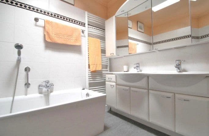 Prodej domu 140 m², pozemek 614 m², Husbargen 10c, Schenefeld, Šlesvicko-Holštýnsko Prodej domu 140 m², pozemek 614 m², Husbargen 10c, Schenefeld, Šlesvicko-Holštýnsko