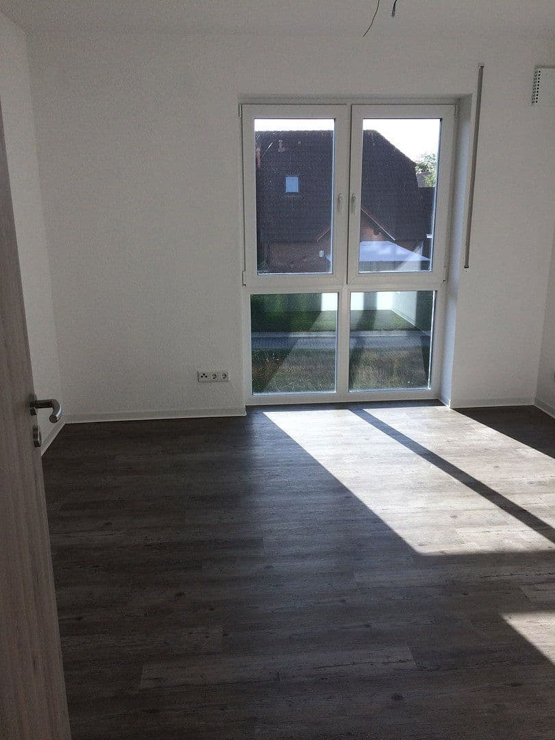 Pronájem bytu 3+1 82 m², Südbrookmerland, Dolní Sasko Pronájem bytu 3+1 82 m², Südbrookmerland, Dolní Sasko
