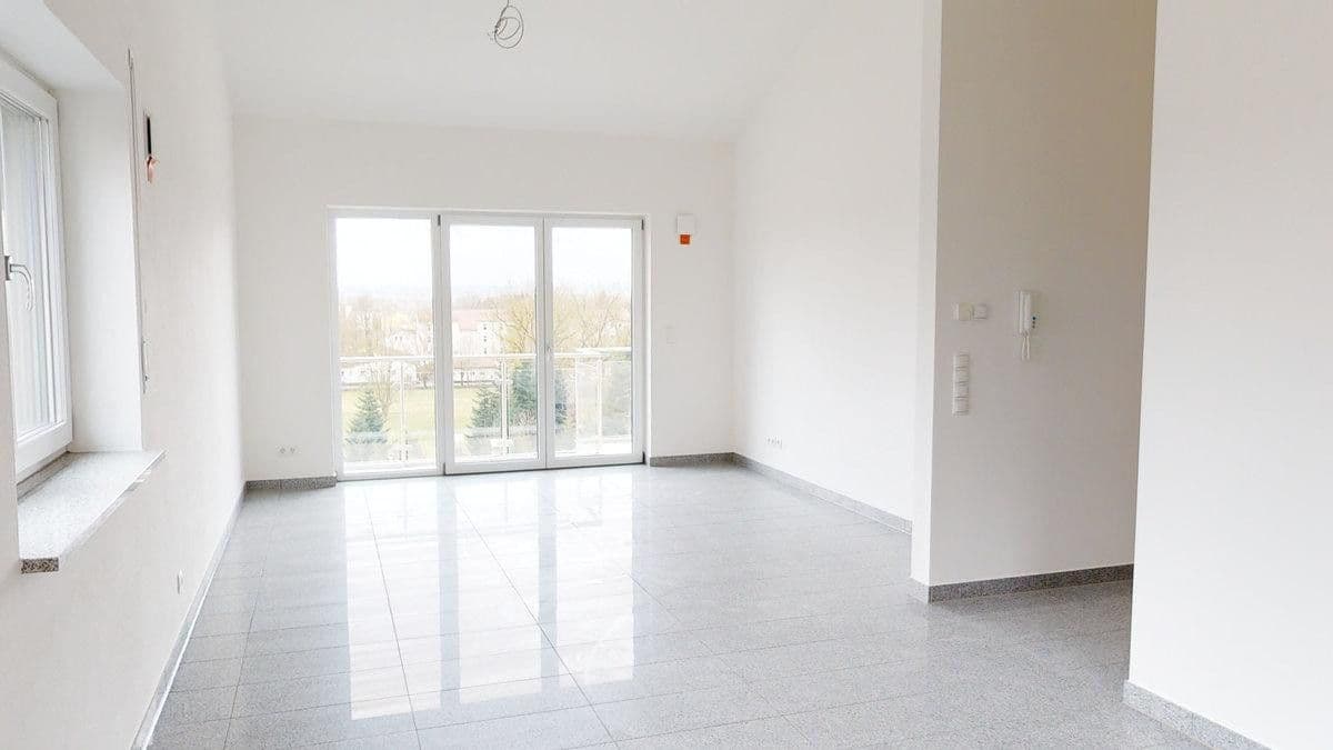 Pronájem bytu 3+kk 93 m², Eichendorffstraße, Ruhstorf a.d.Rott, Bavorsko Pronájem bytu 3+kk 93 m², Eichendorffstraße, Ruhstorf a.d.Rott, Bavorsko