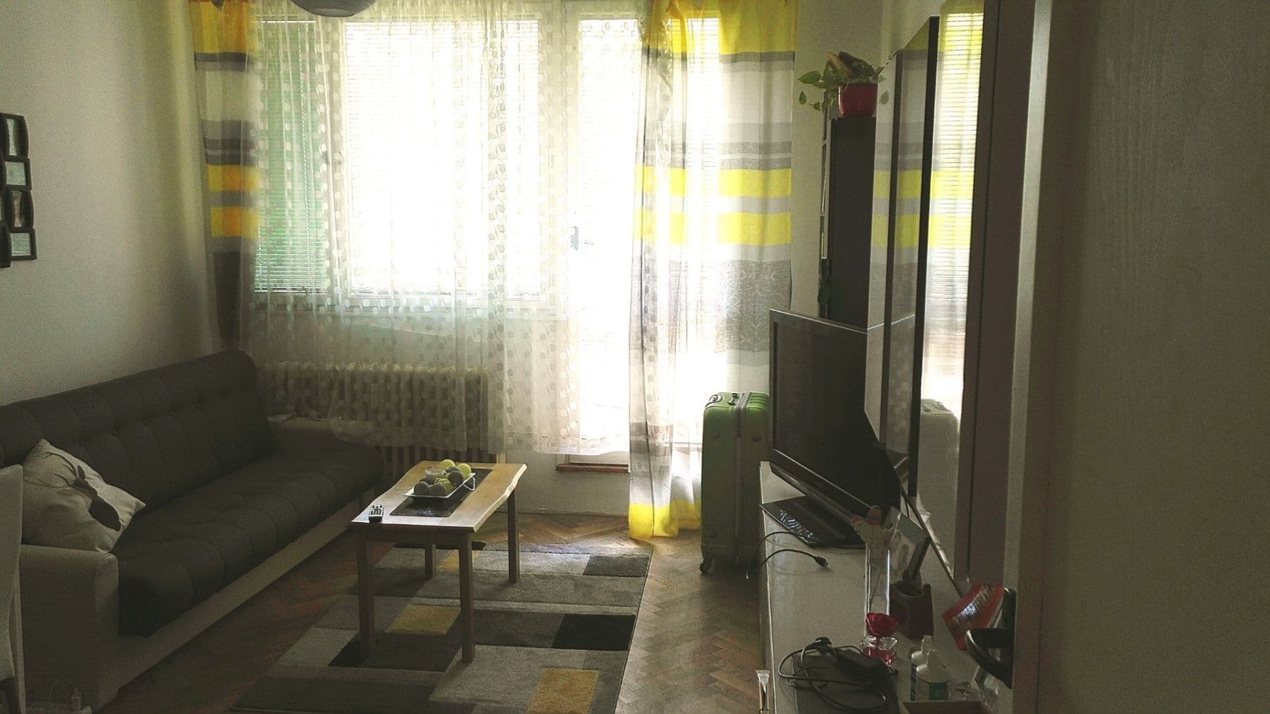 Pronájem bytu 2+1 60 m², Nezvalova, Brno, Jihomoravský kraj Pronájem bytu 2+1 60 m², Nezvalova, Brno, Jihomoravský kraj