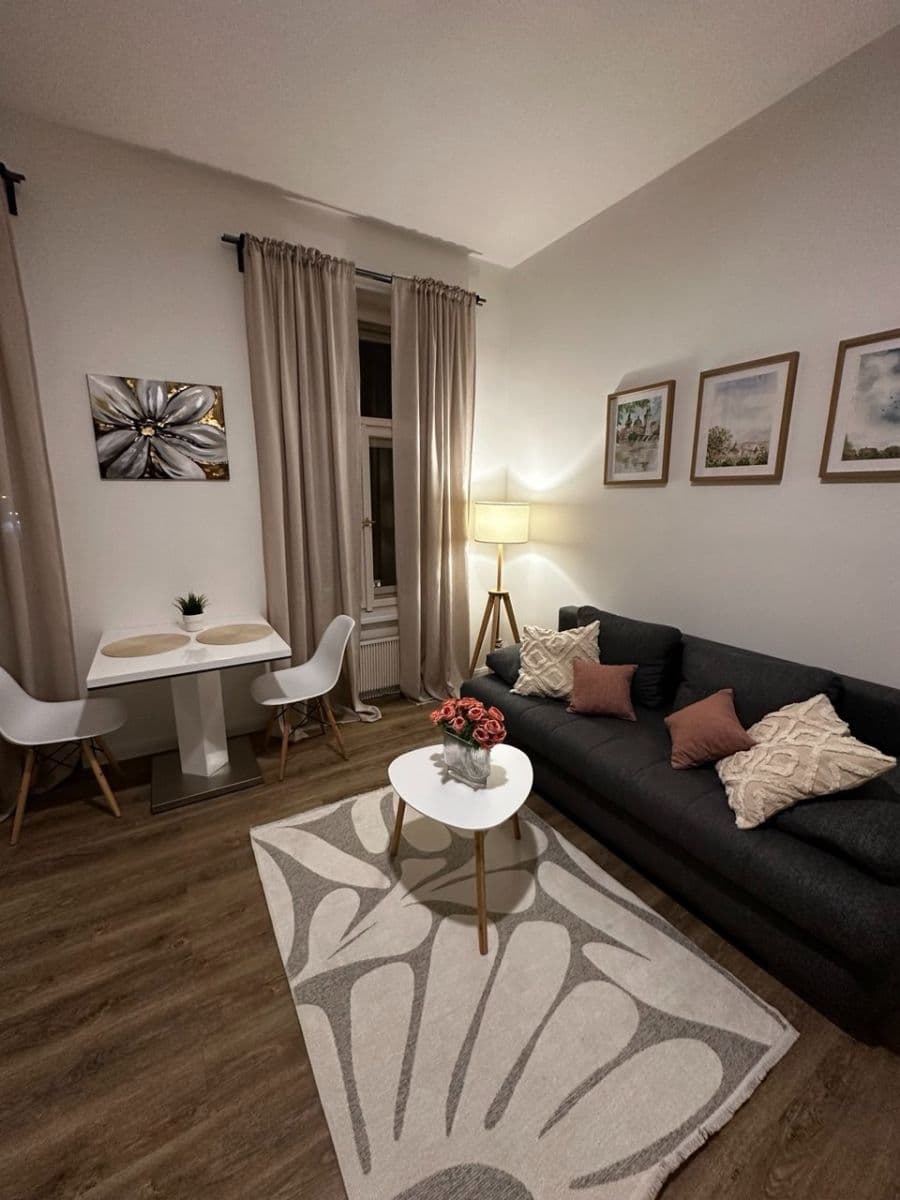 Prodej bytu 2+kk 42 m², Petrská, Praha, Praha Prodej bytu 2+kk 42 m², Petrská, Praha, Praha