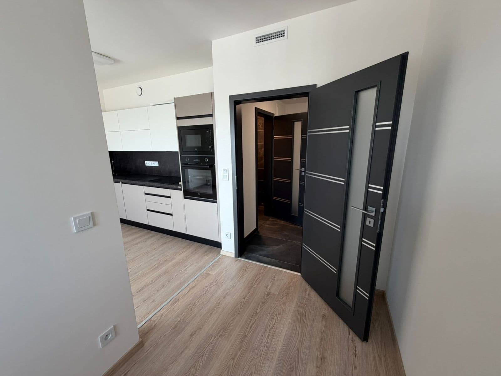 Pronájem bytu 1+kk 31 m², Arnošta Staňka, Praha, Praha Pronájem bytu 1+kk 31 m², Arnošta Staňka, Praha, Praha