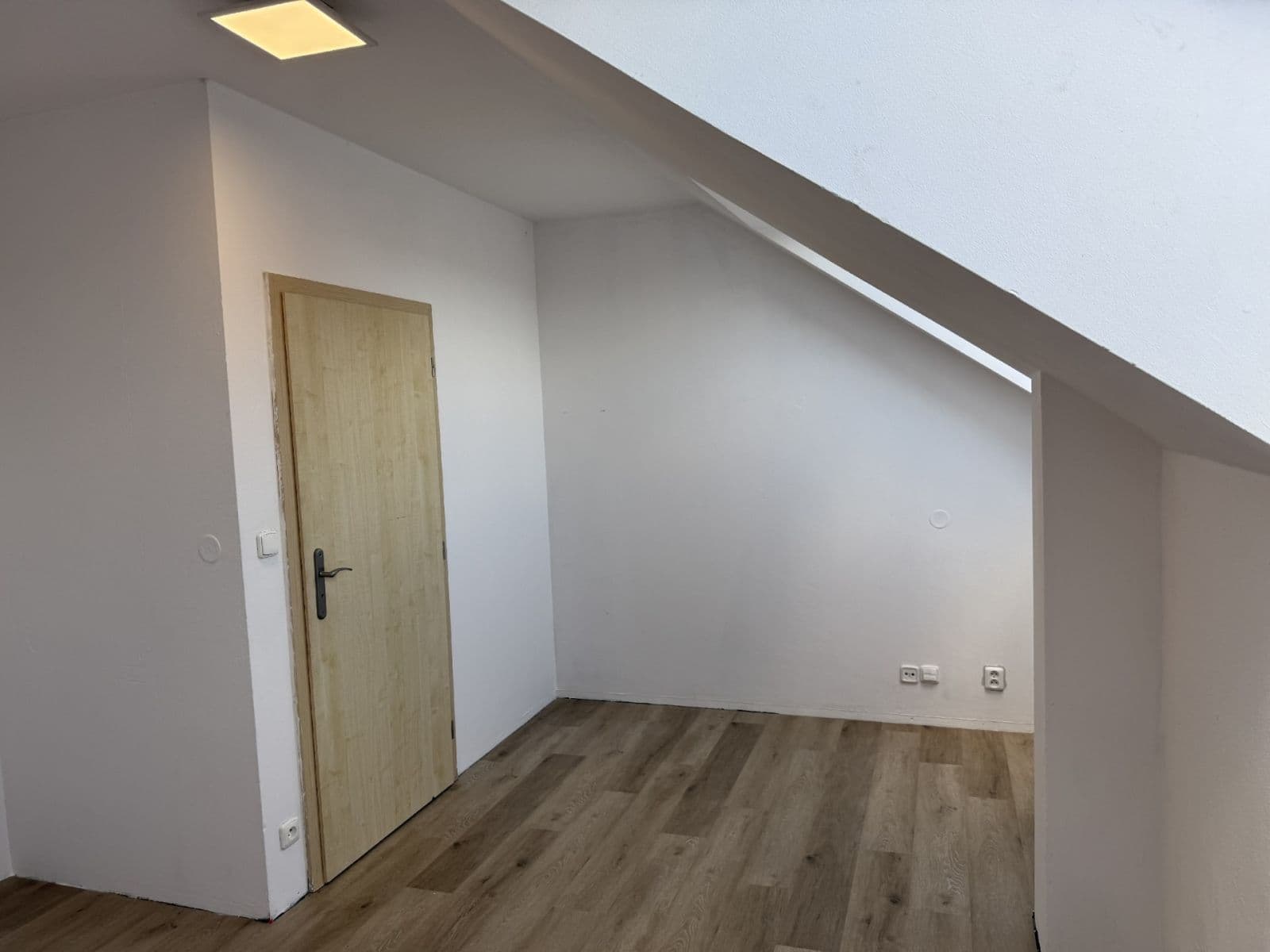 Pronájem bytu 2+kk 55 m², Cejl, Brno, Jihomoravský kraj Pronájem bytu 2+kk 55 m², Cejl, Brno, Jihomoravský kraj