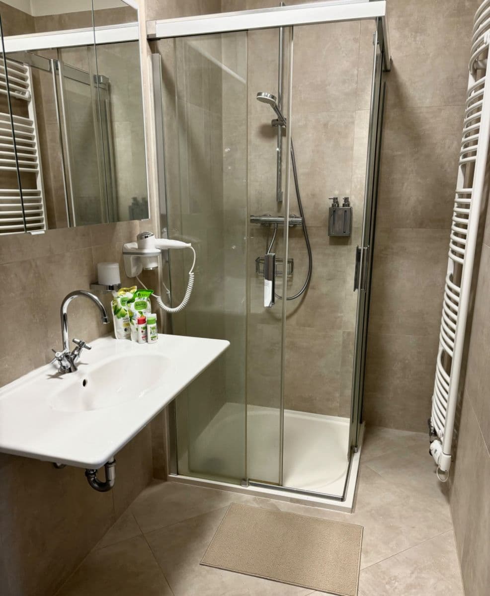 Pronájem bytu 1+1 49 m², Kremnická, Kutná Hora, Středočeský kraj Pronájem bytu 1+1 49 m², Kremnická, Kutná Hora, Středočeský kraj